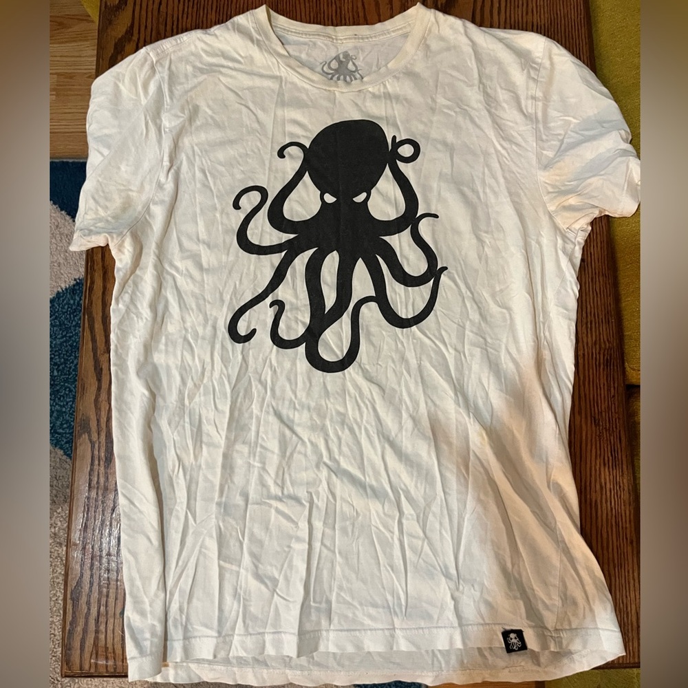 Hi My Name is Mark brand Men’s limited edition octopus shirt Blink-182